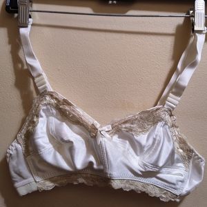 Maternity Bra Size 34 CCC